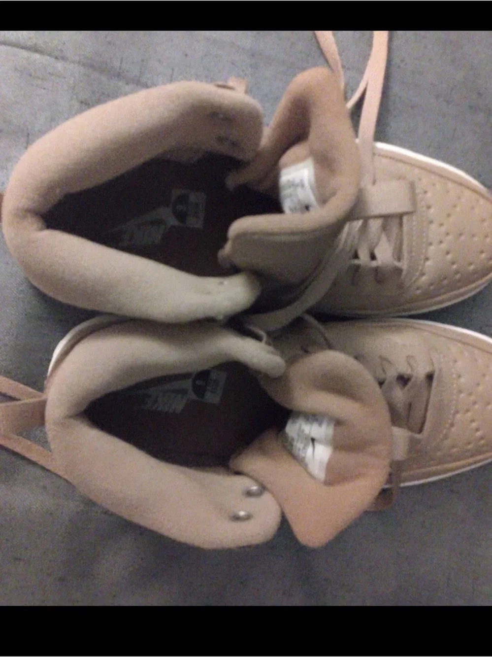 Nike Court Borough Mid 2 size 6 Y